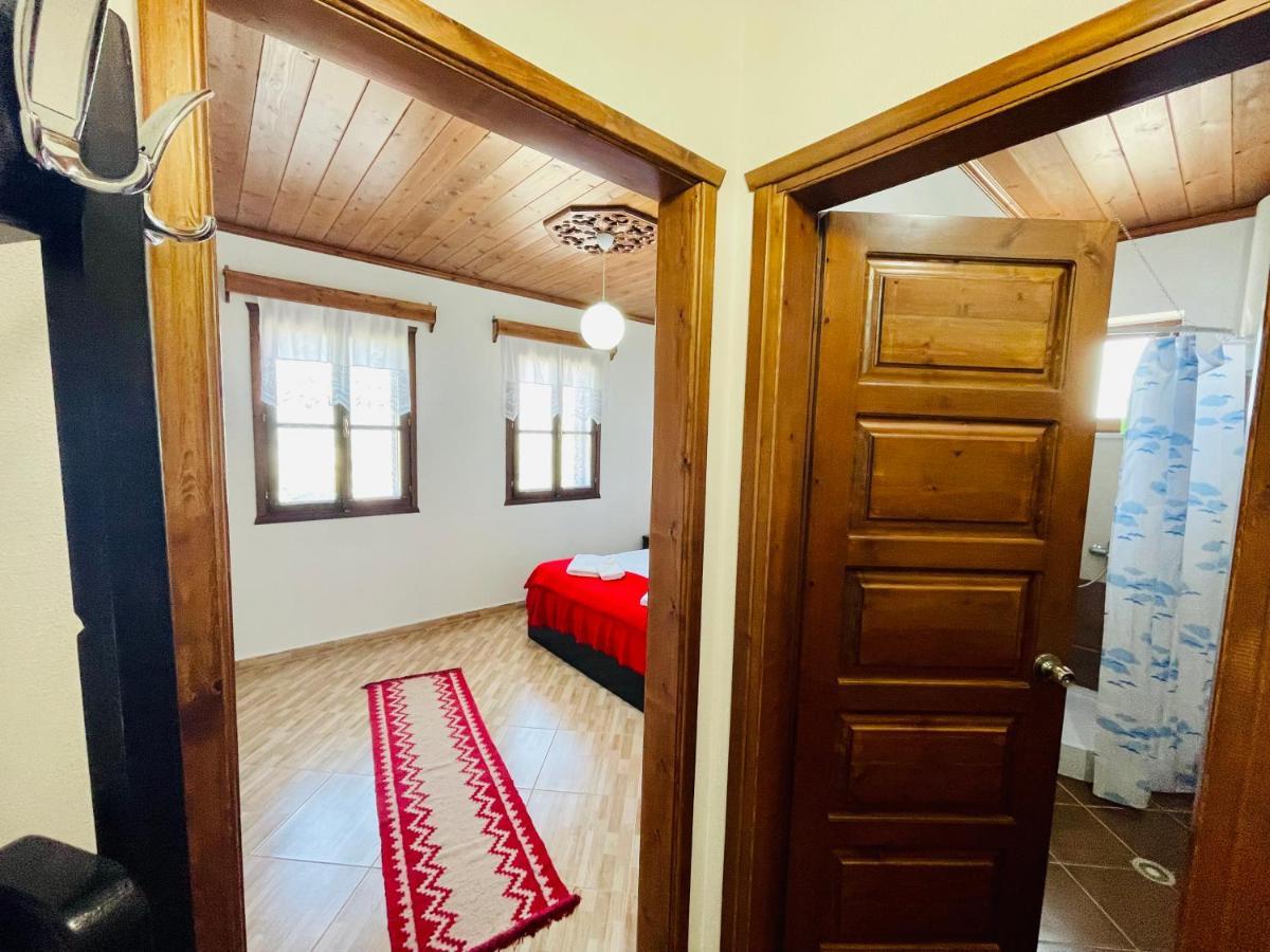 Denis Guesthouse 1930 จีโรคาสเตอร์ ภายนอก รูปภาพ