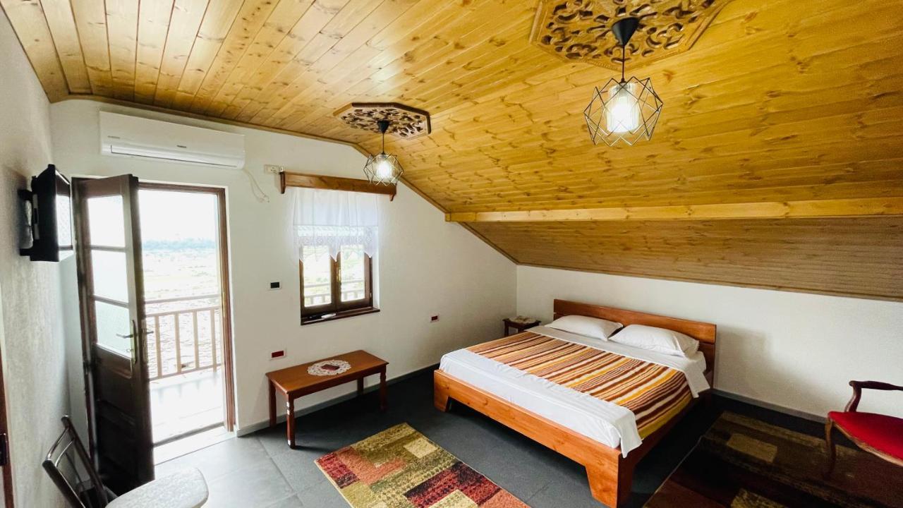 Denis Guesthouse 1930 จีโรคาสเตอร์ ภายนอก รูปภาพ