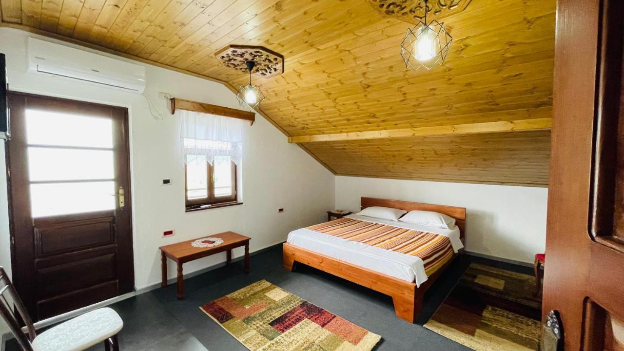 Denis Guesthouse 1930 จีโรคาสเตอร์ ภายนอก รูปภาพ